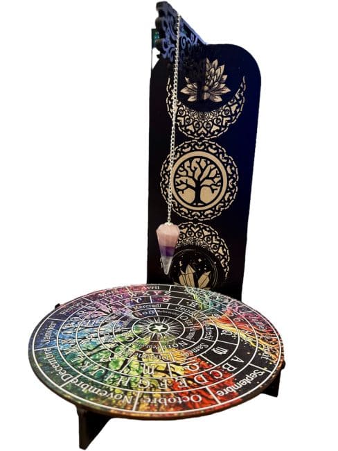Planche de divination arbre de vie en bois