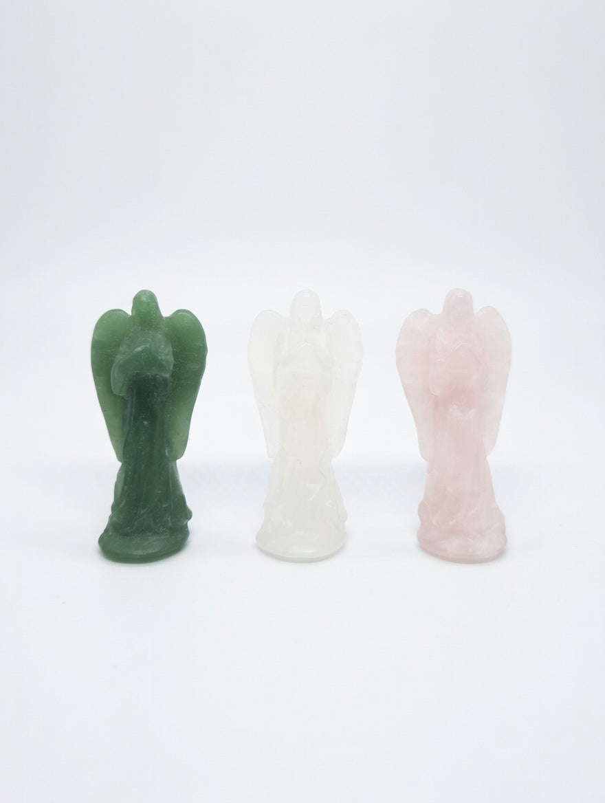 Lune, cœur, statuettes