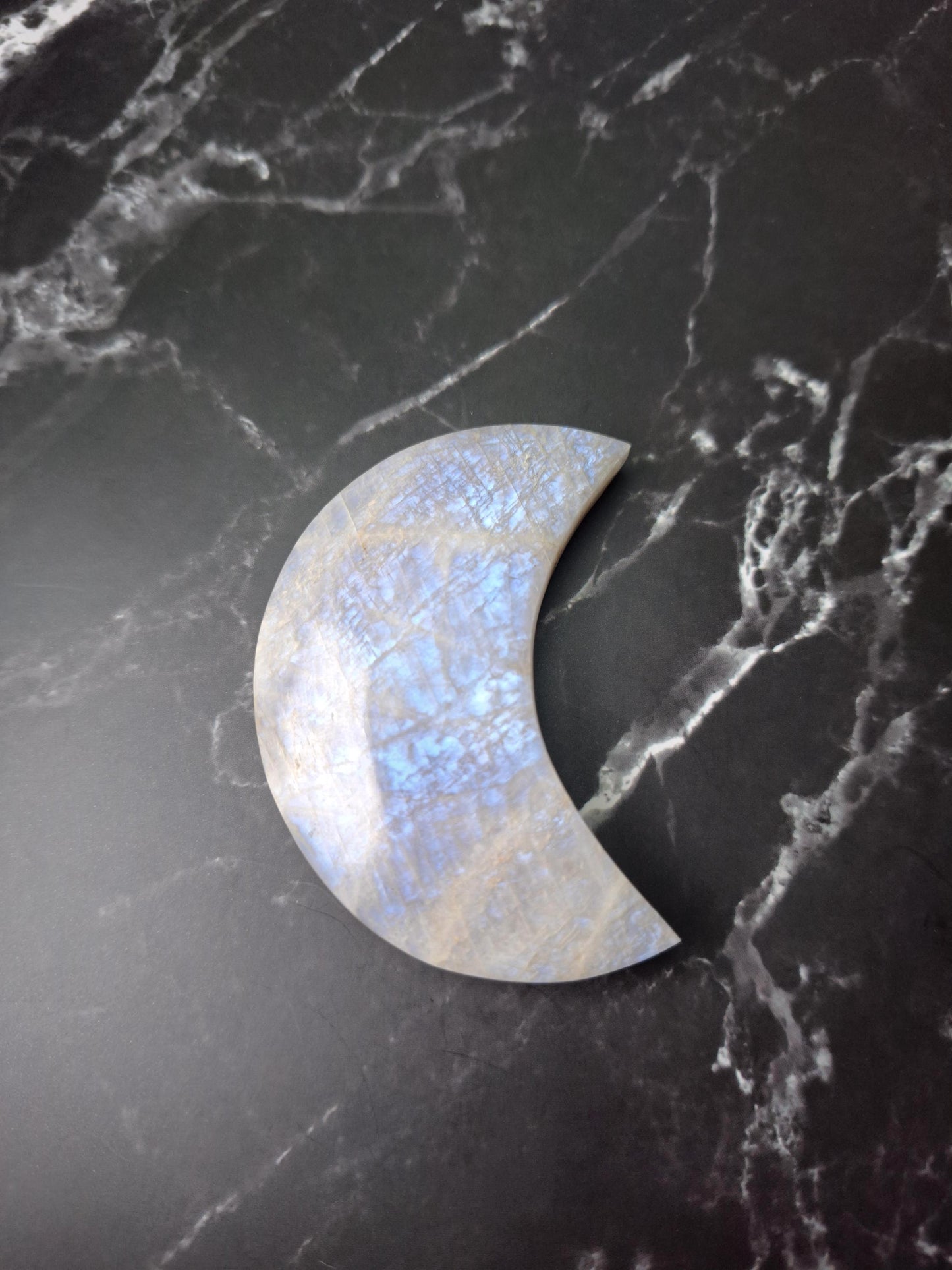 Lune Pierre de lune, lune en pierre, croissant de lune, lune en cristal