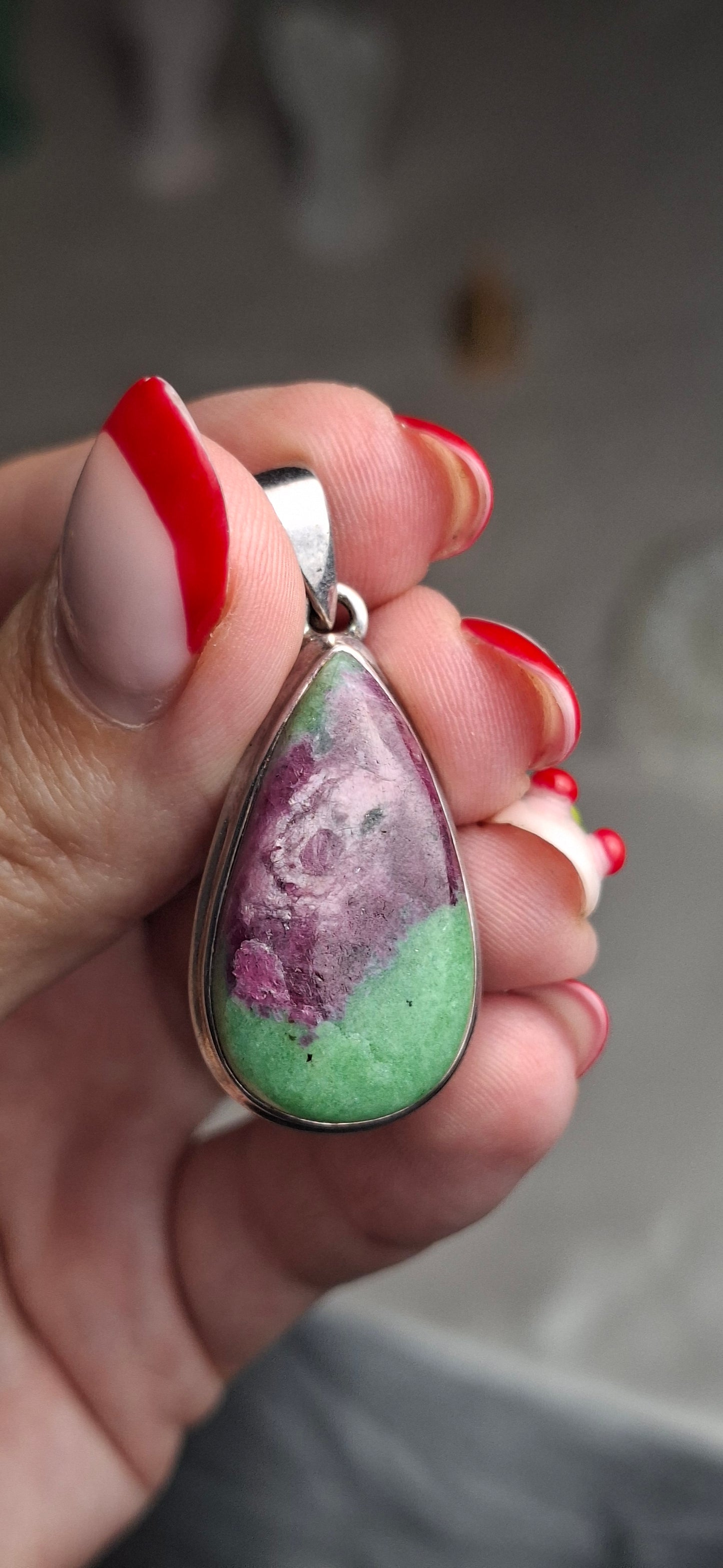 Pendentif Rubis sur Zoïsite, argent 925